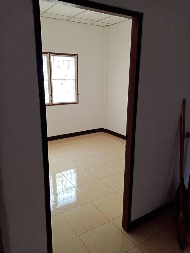 ขายทาวเฮาส์ หมู่บ้านนิราวิลล์ ราคาถูก 5
