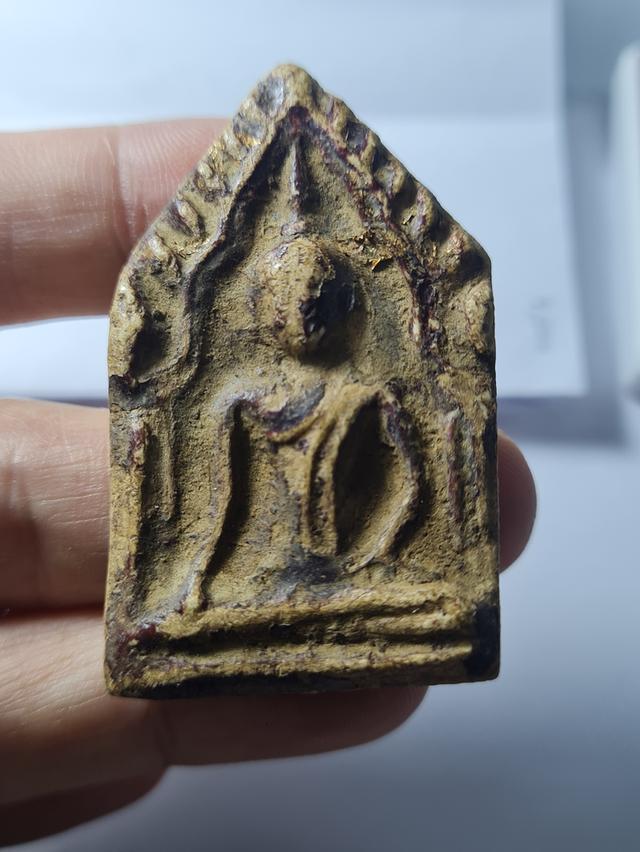 พระขุนแผน เก่าเนื้อสวย รูปที่ 4