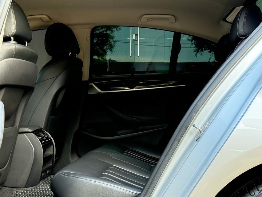 2020 BMW 530e SPORTLINE รถมือเดียว วิ่งน้อยเพียง 8X,XXX กม เข้าศูนย์ทุกระยะ รถไม่เคยมีอุบัติเหตุครับ 14