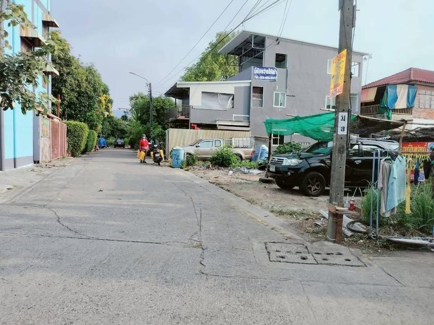 ขายที่ดิน 48 ตารางวา ติดถนนสาธารณะ2ด้าน+แปลงมุม สุวินทวงศ์13 แยก6 8