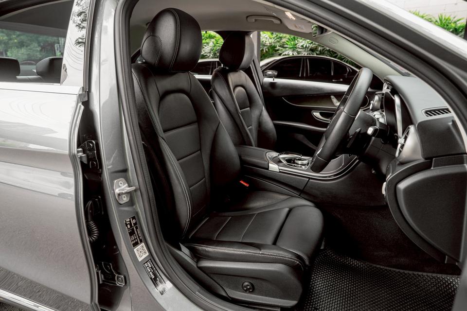 Mercedes-Benz C220d Avantgarde ปี 2019 🩶𝐂𝟐𝟐𝟎𝐝 เข้าแล้ววันนี้! ราคาดีต่อใจที่สุด 💵 🩶