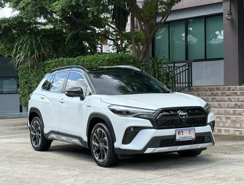 2024 TOYOTA CROSS GR SPORT รถมือเดียวออกป้ายแดง รถวิ่งน้อย เข้าศูนย์ทุกระยะ รถไม่เคยมีอุบัติเหตุครับ