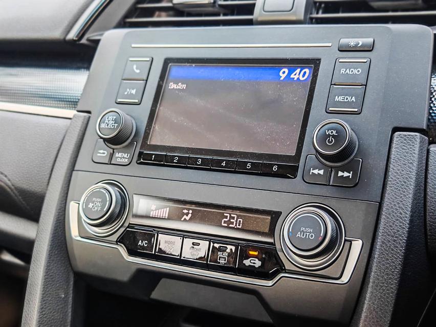 ขาย HONDA CIVIC FC 1.8 E ปี 2021 ไมล์แท้ 30,000 กม. 13