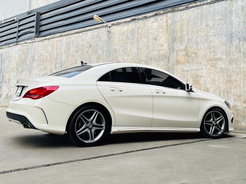 BENZ  CLA250 โฉม W117 2016  2