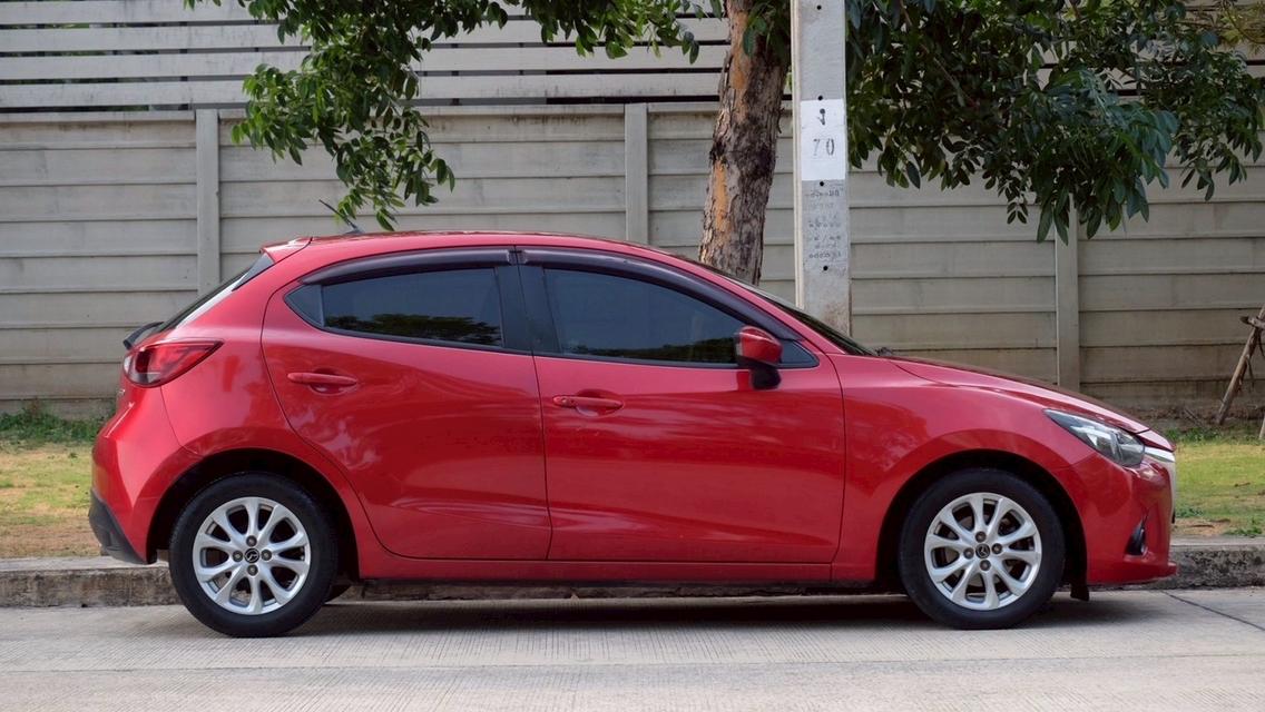 รหัสรถ KN8492 MAZDA MAZDA2, 1.3 Sports High Plus ปี 2015 รูปที่ 4