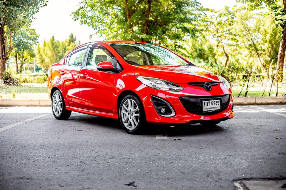 Mazda2 1.5 Spirit Sedan สีแดง ปี 2012 5