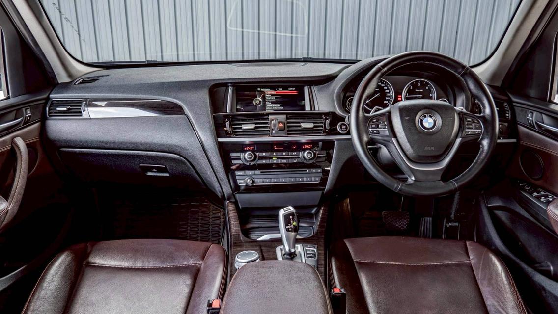 BMW X3 2.0d HIGHLINE ปี 2015 สีดำ โฉม F25 ปี10-18 รูปที่ 10