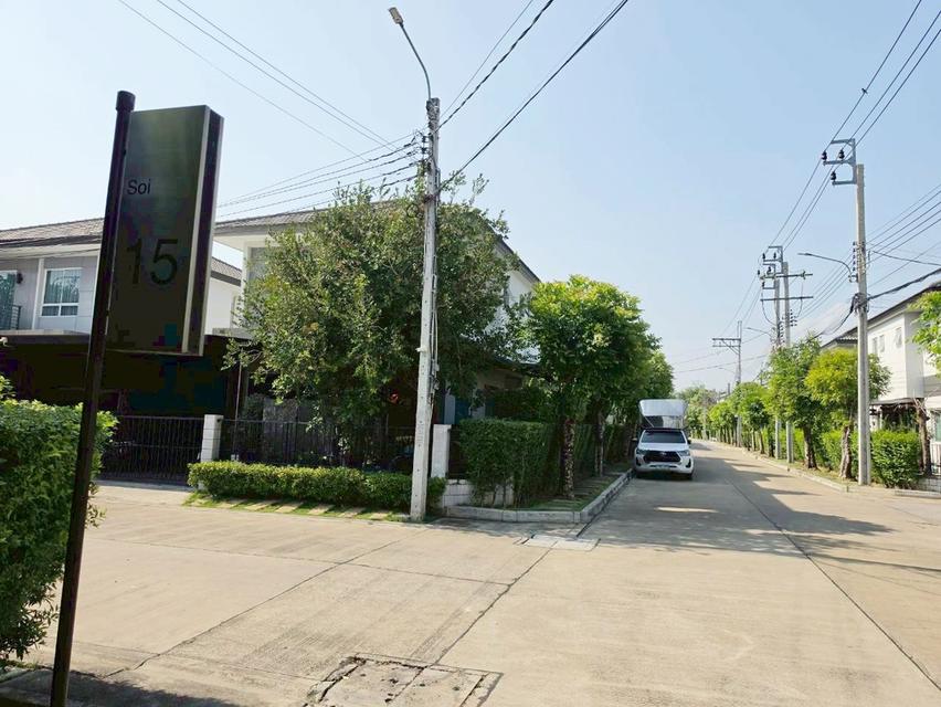 ขายบ้านเดี่ยว 2 ชั้น หลังมุม หมู่บ้านเซนโทรปิ่นเกล้า-วงแหวน 2