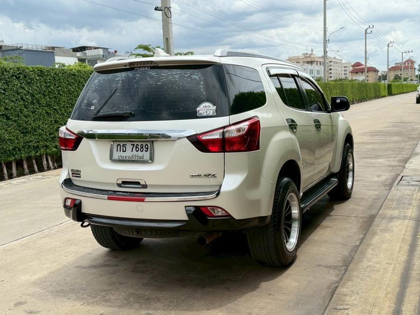 ขาย Isuzu MU-X 3.0Dvd ปี14 8