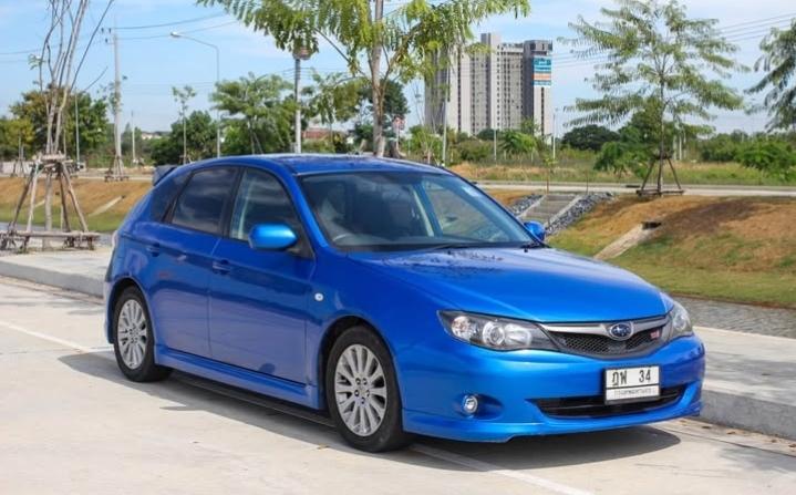 Subaru Impreza สีน้ำเงิน