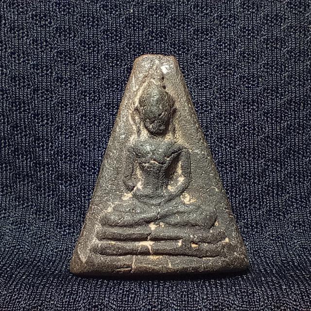 ชุดพระผงสุพรรณ พิมพ์อู่ทองออกศึก รุ่นจงอางศึก