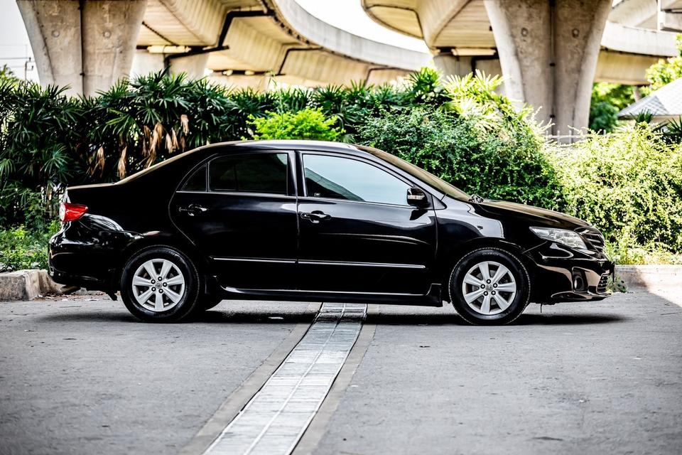 Toyota Altis 1.6E CNG ปี 2012 สีดำ มือเดียวป้ายแดง 5