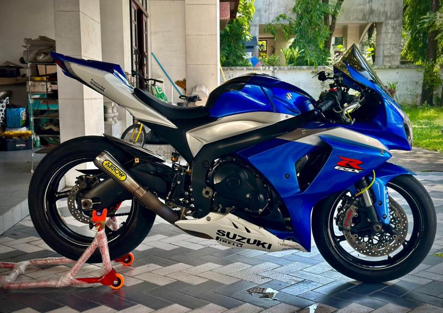 Suzuki GSX R1000 สีน้ำเงิน รถสภาพสมบูรณ์ 3