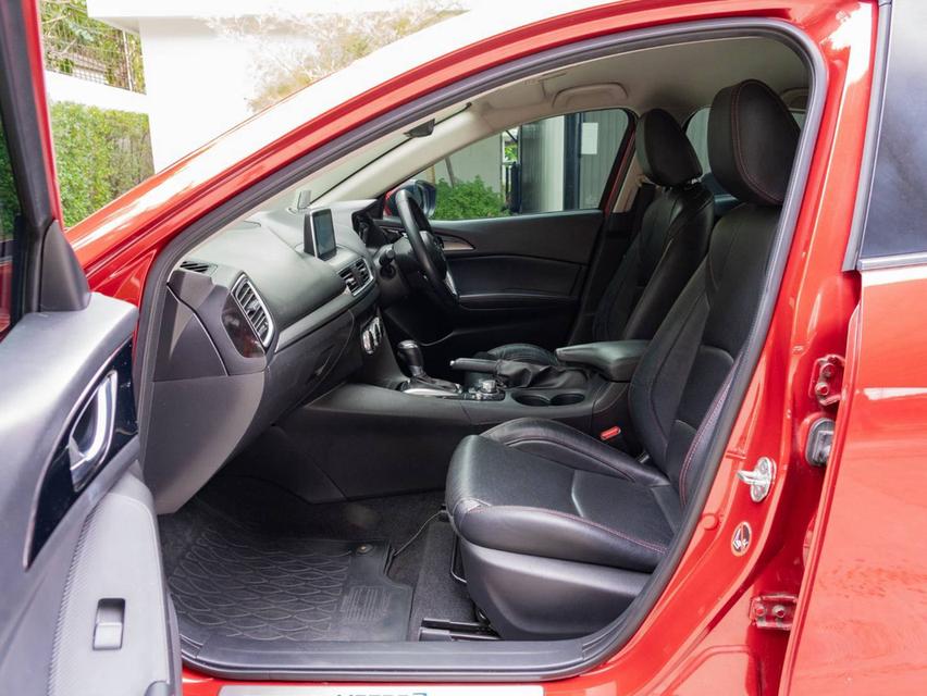 Mazda 3 2.0 S Sedan ปีจด 2017เข้าศูนย์ทุกระยะ ⭐ ดาวน์ 0% รูปที่ 15