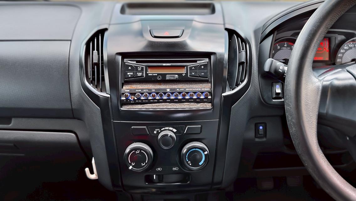 ISUZU DMAX Spark 3.0s ปี2019 13
