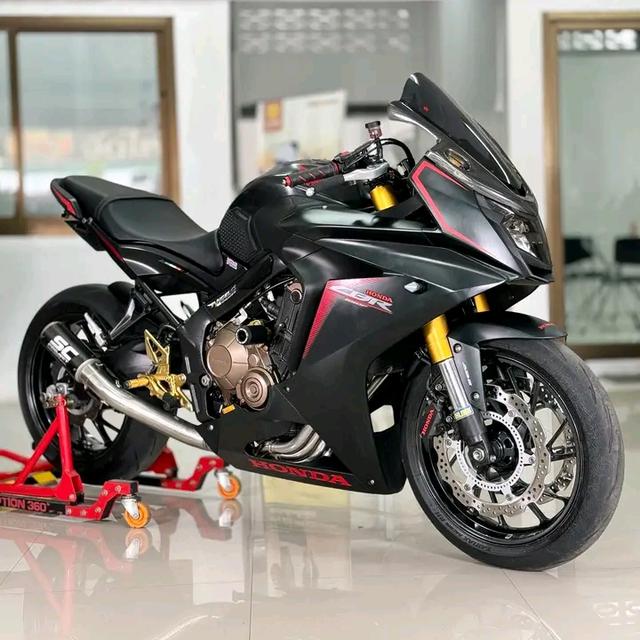 รถ CBR 650 R สีดำ สวยๆ 3