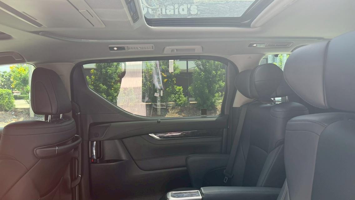 รหัสรถ KPV7793 2023 TOYOTA ALPHARD 2.5 SC PACKAGE รูปที่ 8