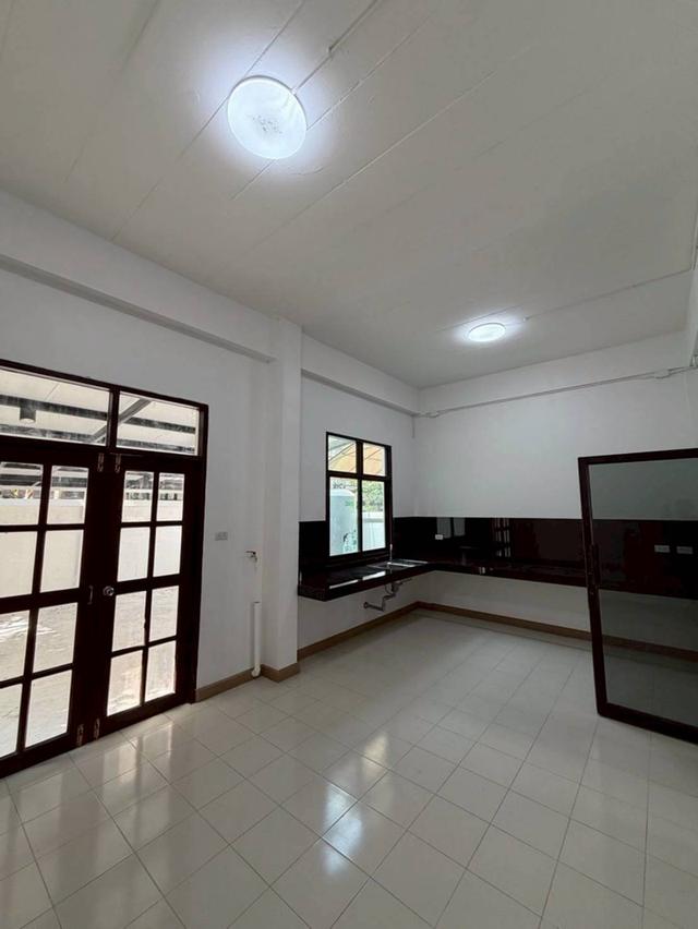 ให้เช่าทาวน์โฮม 4 ชั้น ขนาดใหญ่ ใกล้ไบเทคบางนา (N.1952) 2