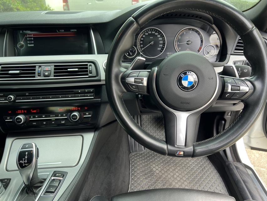 BMW 528i M Sport LCI F10 11
