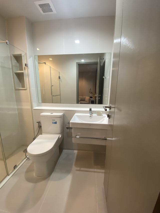 ขาย/เช่า ด่วน! คอนโดทำเลใจกลางกรุงเทพ Life Asoke Rama 9 13