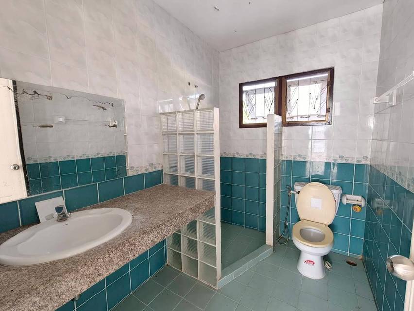 หมู่บ้านบัวทองธานีพาร์ค ซอย 6 ถนนกาญจนาภิเษก ต.บางบัวทอง อ.บางบัวทอง จ.นนทบุรี 16