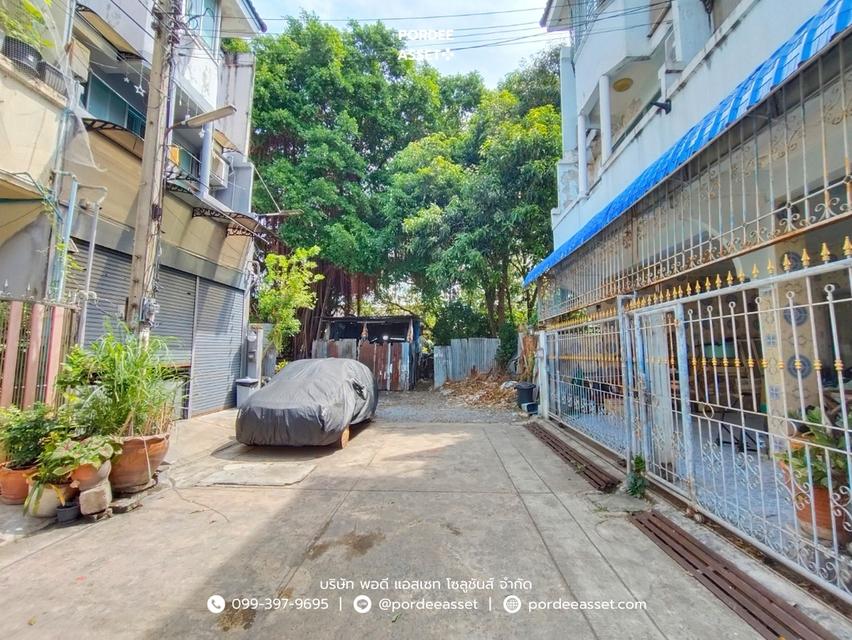 ทาวน์เฮาส์ 3 ชั้น ถ.แจ้งวัฒนะ-ปากเกร็ด ซ.36 ทำเลดี ใกล้รถไฟฟ้า ราคาถูก : Townhouse 3 levels Chaengwattana - Pak Kret 36 3