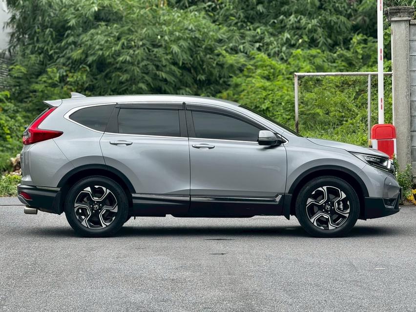 HONDA CRV 4 wd ปี 20 รถสวย ภายในสะอาด