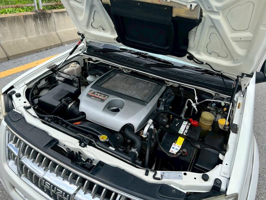 ISUZU MU-7 3.0 PRIMO ปี 2010 มือเดียวป้ายแดง ระบุในเล่ม เดิมๆทั้งคัน น็อตไม่มีขยับสักตัว 17