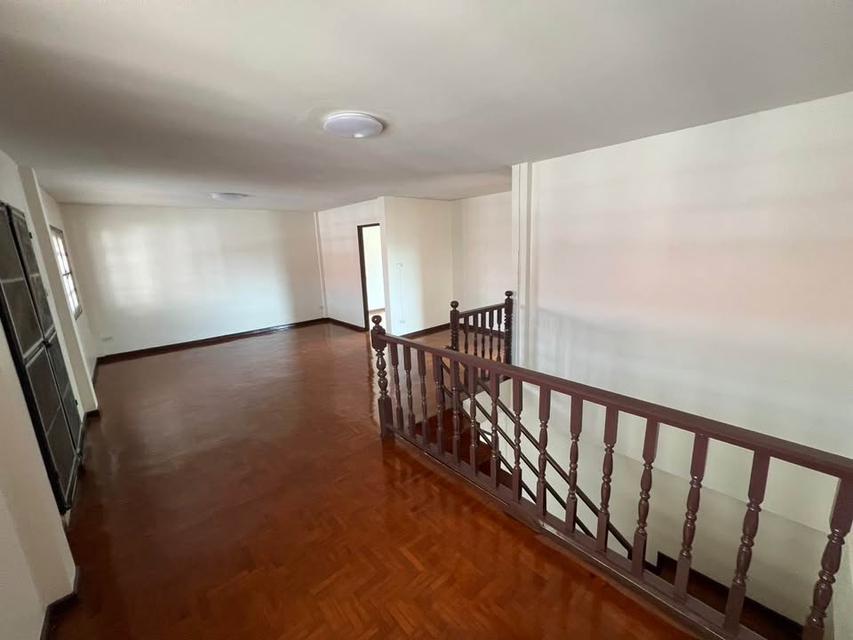 🏡 ให้เช่าทาวน์เฮ้าส์ 2 ชั้น2คูหา ทำเลเศรษฐกิจ ใกล้สนามบิน #เมืองเชียงใหม่ ราคาเพียง 22,000 บาท/เดือน ✨ 清迈市区双联两层联排别墅出租 6 卧室 3 卫生间 – 租金 22,000 泰铢/月 ✨ 11