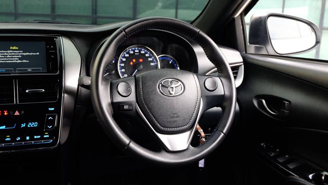 รหัสรถ KN9556 TOYOTA YARIS ECO 1.2 รุ่น SPORT 2022 12