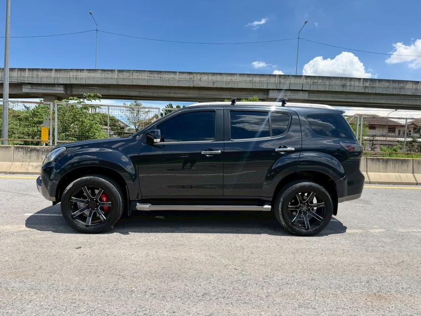 Isuzu Mu-X 3.0 DVD ปี 2016 จด 2017 รูปย่อยที่ 4