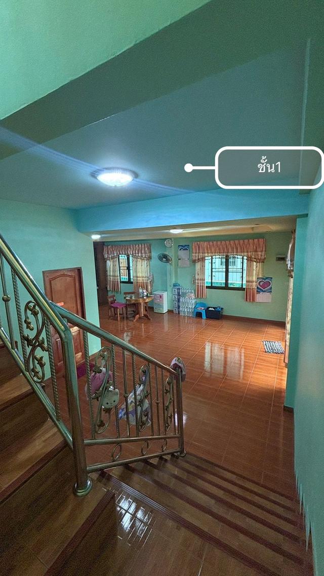 ขายบ้านครอบครัวใหญ่ 3 ชั้น 5 ห้องนอน จอดรถ2คัน แม่สาย เชียงราย 8