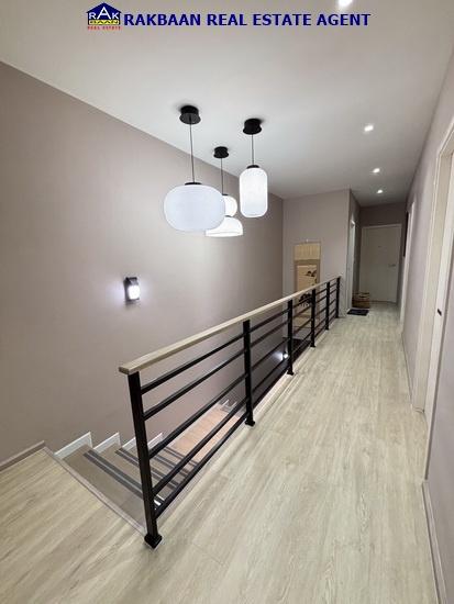 ขายบ้านเดี่ยวหลังมุม บิวท์อินทั้งหลัง มบ.พิมนารา ศรีนครินทร์-บางนา 62.6ตร.ว. 4นอน 3ห้องน้ำ มีห้องเมด+ห้องน้ำแยกเป็นสัดส่วน ราคา 11.5 ล้าน 13