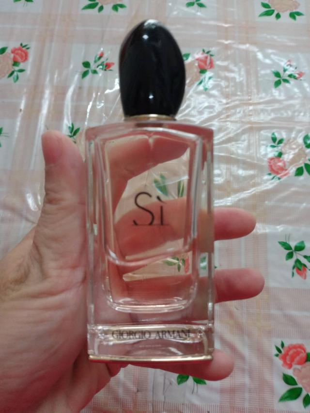 น้ำหอมแท้ราคาคุยกันได้ Giorgio Armani Si edp 80ml 