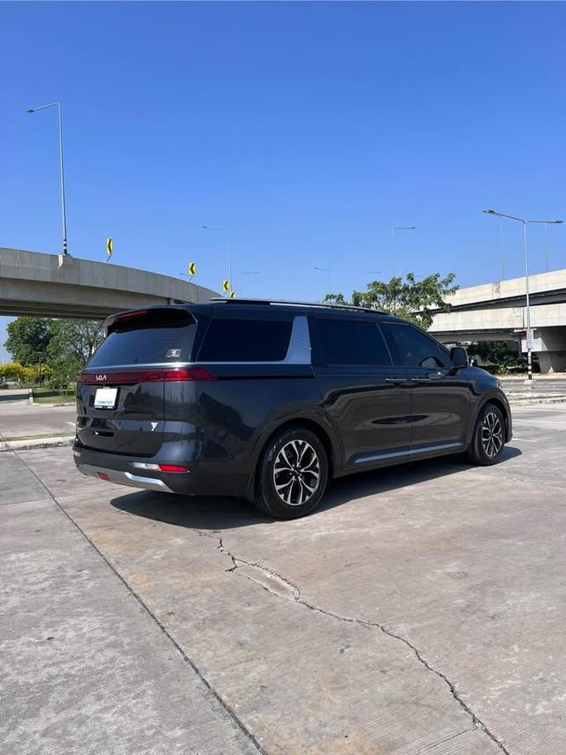 Kia Carnival sxl 2022 รถมือสอง สภาพสวย 5