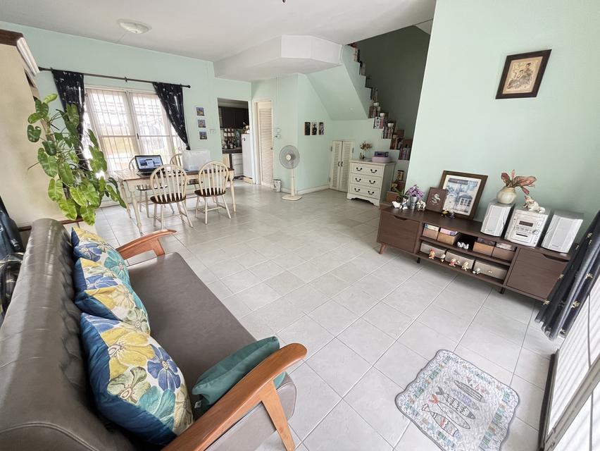 บ้านแฝดพร้อมเฟอร์นิเจอร์น่าอยู่มาก ลำลูกกา คลอง3 9