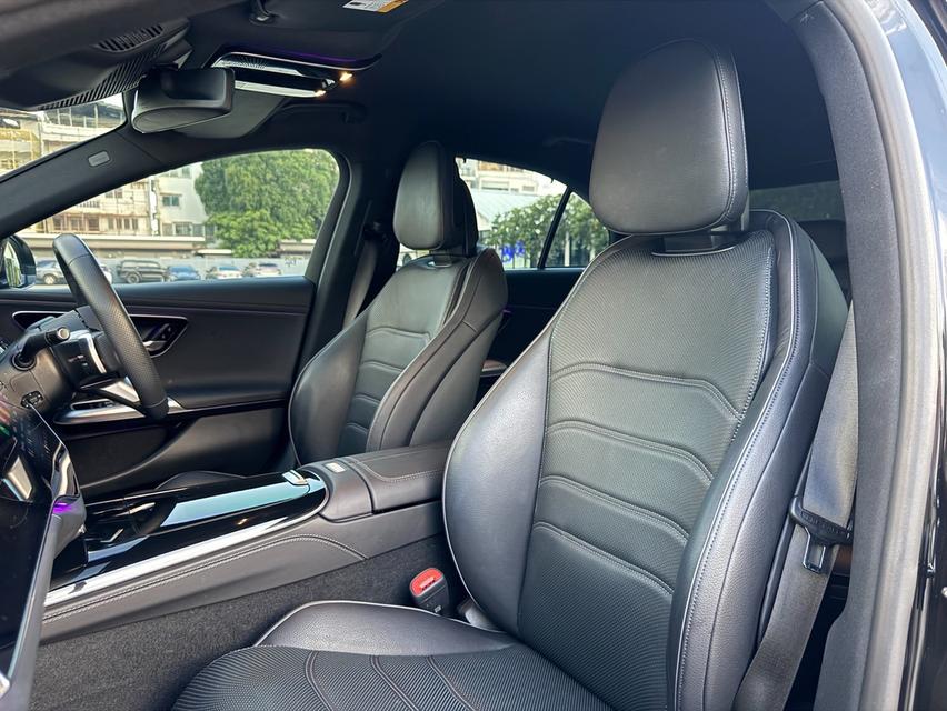 Mercedes-Benz E220d AMG Lineปี 2024 สีดำ เลขไมล์ 30,000 กม.💰ราคา 2,750,000 บาท📍Warranty: หมด 30/08/2027 รูปที่ 11