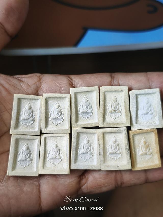 พระคำข้าว 10 องค์ 9,550 บาทครับ รส หรือนัดรับได้แถวกิ่งแก้ว 37 ขอรูปเพิ่มเติมได้ครับ 2