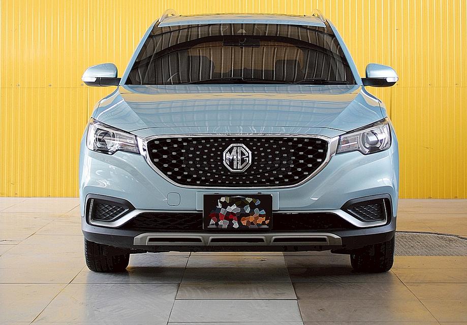 2020 MG ZS EV 100% สีฟ้า Como Blue เกียร์ออโต้ SUV ไฟฟ้าล้วน รูปที่ 2