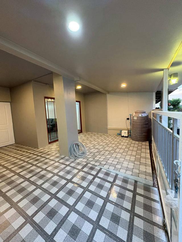 หมู่บ้านพฤกษา3 ถนนวัดลาดปลาดุก บางบัวทอง ทาวน์เฮาส์ 2 ชั้น ตกแต่งใหม่พร้อมอยู่ หน้ากว้าง6เมตร ใกล้ตลาด สามารถเดินขึ้นรถตู้ได้สบาย 3