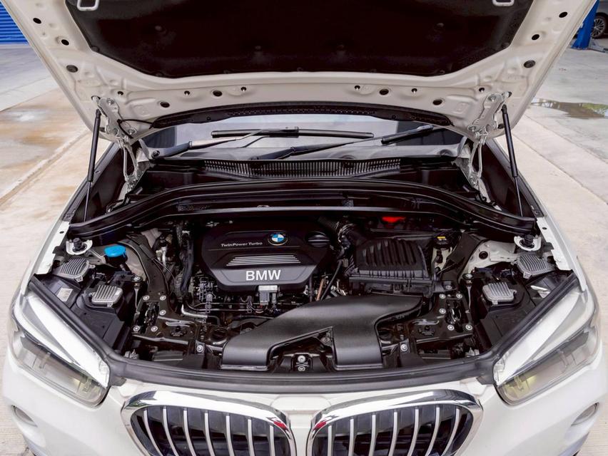 BMW X1 sDrive18d xLine ปีจด 2017 19