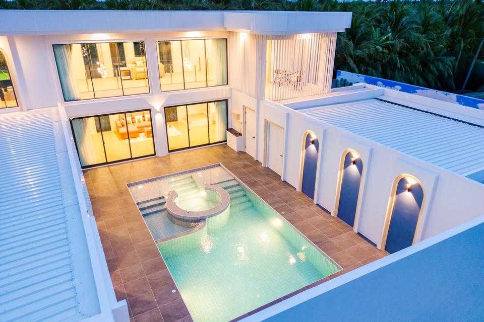 บ้านพัก รีสอร์ท ตกแต่งพร้อมเข้าอยู่ ใกล้กรุงเทพ