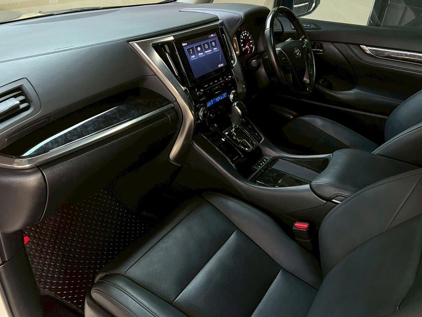 Toyota ALPHARD 2.5 S C-Package MPV 6