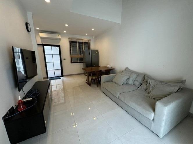 For Rent ให้เช่าทาวน์โฮม 3 ชั้น โครงการ เดอะ เมิร์ธ ไลท์ ราชพฤกษ์ พระราม 5  6