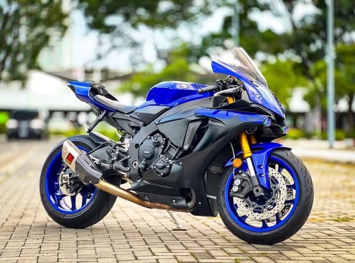 ขาย Yamaha R1 สีน้ำเงิน