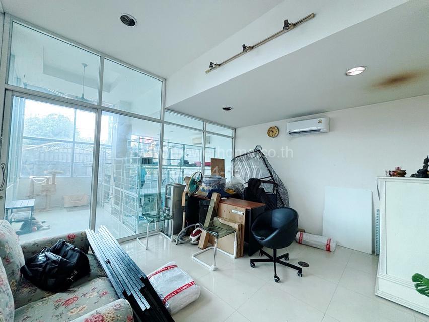 ที่ดิน พร้อมตึก 2 ชั้น ซ. จรัญสนิทวงศ์ 50 ถนนจรัญสนิทวงศ์ แขวงบางยี่ขัน เขตบางพลัด กรุงเทพฯ 9