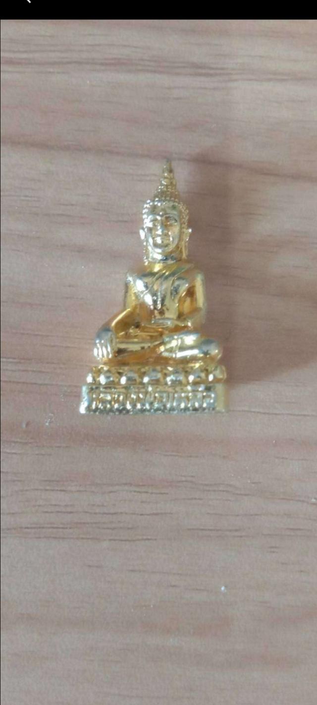 หลวงพ่อทันใจ เสริมโชคลาภ การงาน การเงิน