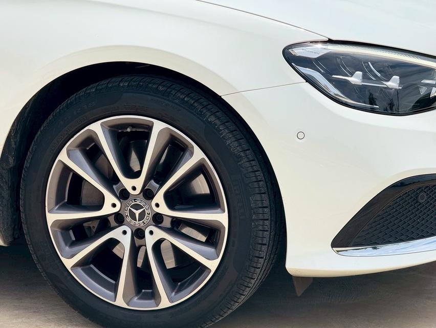 Mercedes-Benz E300e Avantgarde Facelift (W213) ปี 2021 6