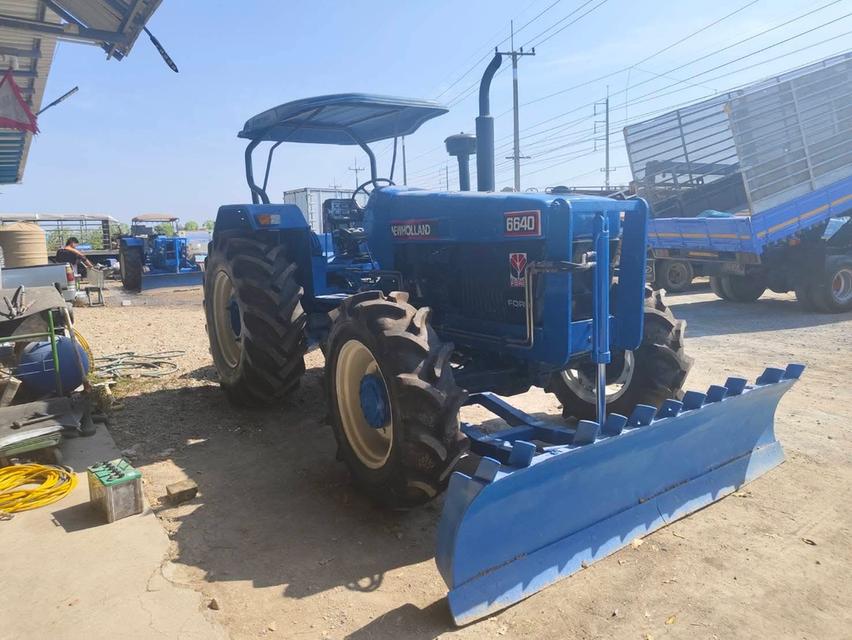 ขายรถไถ Newholland 6640 สีน้ำเงิน 5