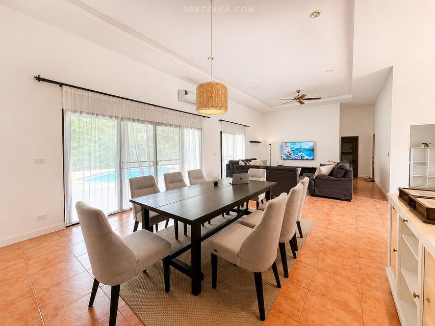 ✨ Executive Pool Villa Oasis ให้เช่า | Laurel Park East Pattaya ✨ เช่า 90,000 บาท/เดือน — พูลวิลล่าหรูส่วนตัว 4 ห้องนอน 3 ห้องน้ำ ห้องแม่บ้าน 12